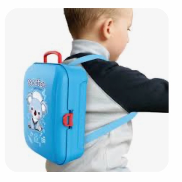 Fisher Price Doctor Kit w/Case backpack - Picture 2 of 4